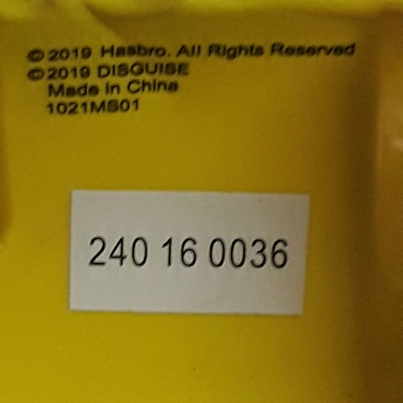 Bumblebee Face Mask - Picture 7 of 8